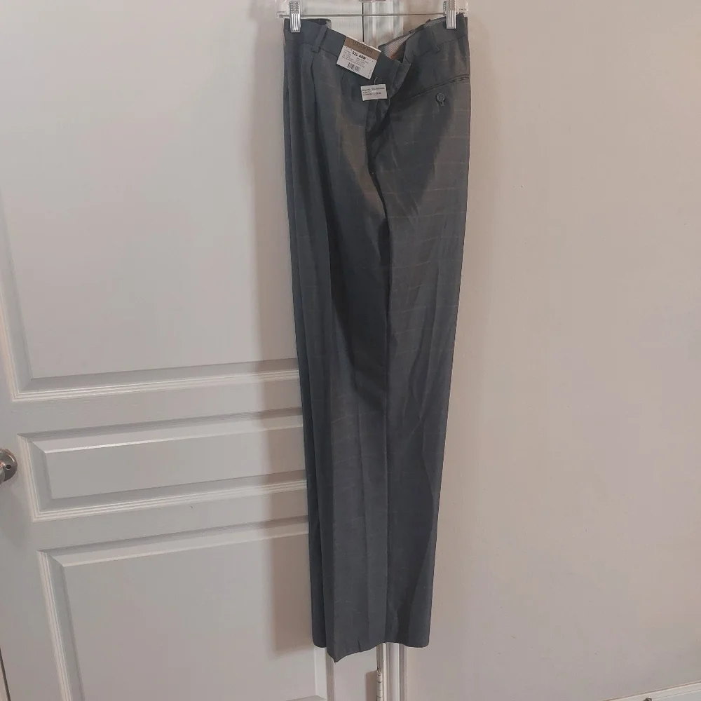 Luca Rossi Men's Two Pieces Pants Set  Size 52L/48W NWT